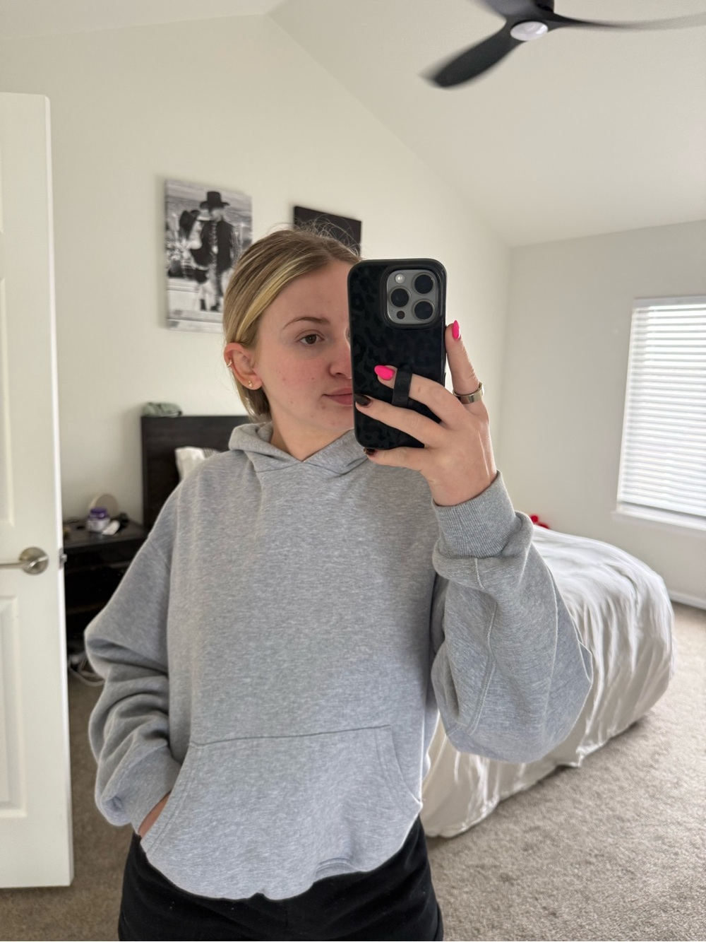 SKIMS Gray Pullover Hoodie - Classic Casual Sweatshirt - Picture 3 of 5